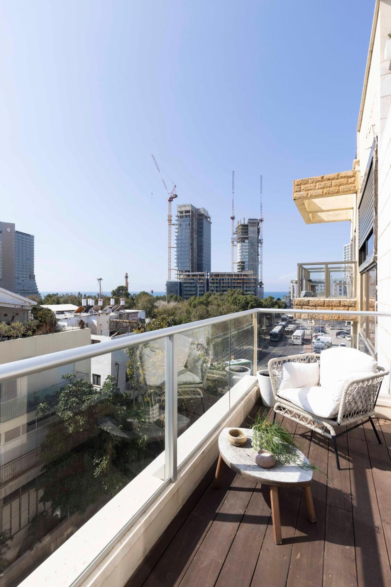 The Beach Life Complex - By Localz Group เทลอาวีฟ ภายนอก รูปภาพ